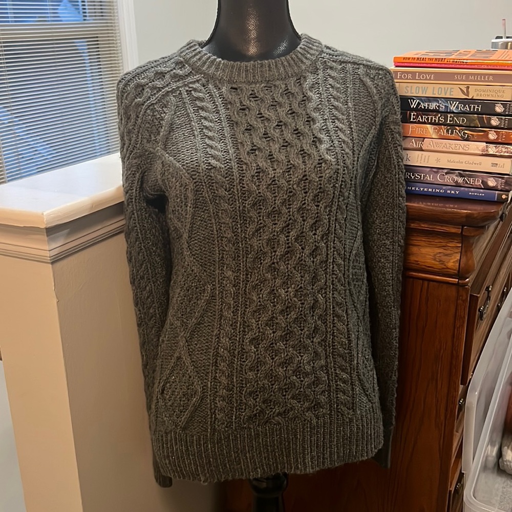 MERONA classic grey crew neck cable sweater